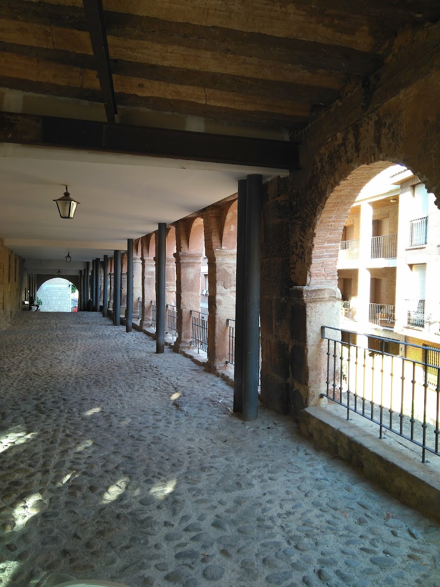 Hostal Villa de Navarrete Hotel 2