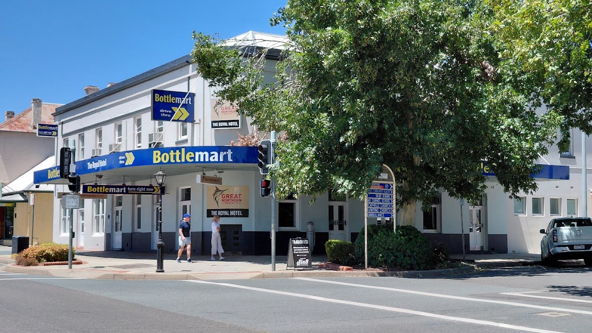 The Yass Hotel Hotel 1
