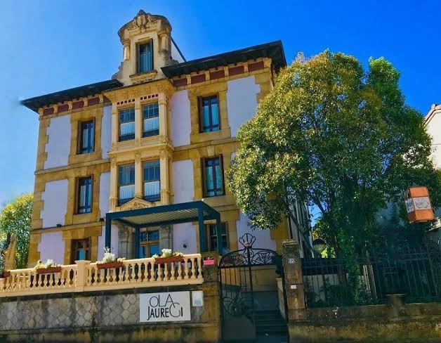 Olajauregi hotela Hotel 1
