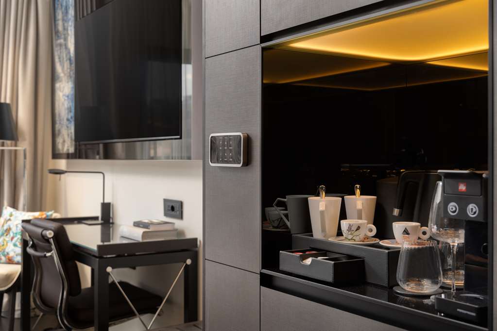 art'otel Rome Piazza Sallustio, Powered by Radisson Hotels