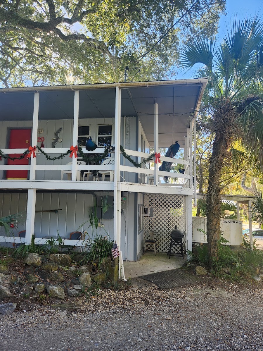 Sportsmans Lodge Hotel 3