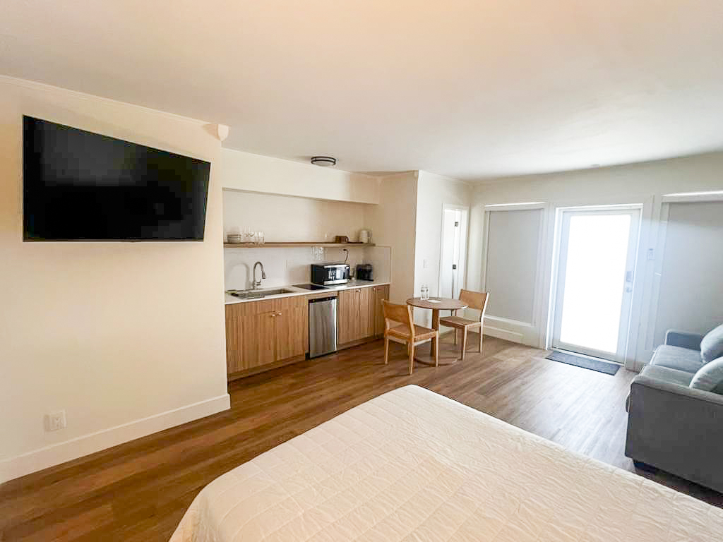 Tiana Beach Inn Hotel 2