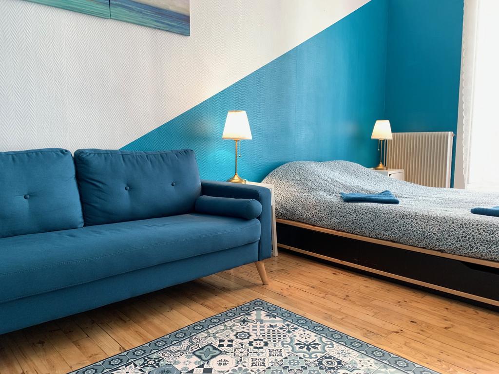 Logements CHIC & COSY Saint-Etienne Hotel 3