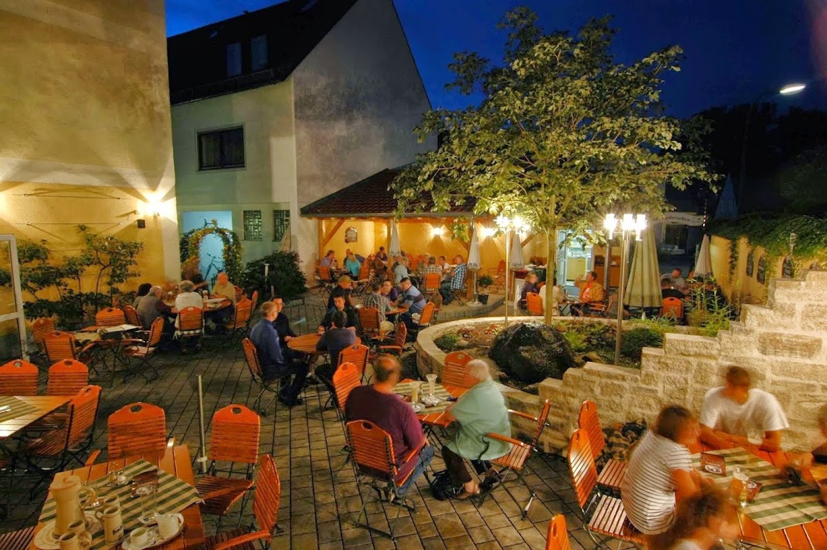 Hotel Hößl Wirtshaus Zum Stichn Hotel 3
