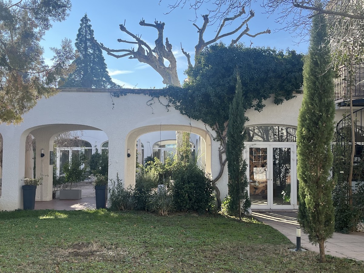 Le Clos du Soleil - Le Mas Angelussi Hotel 2