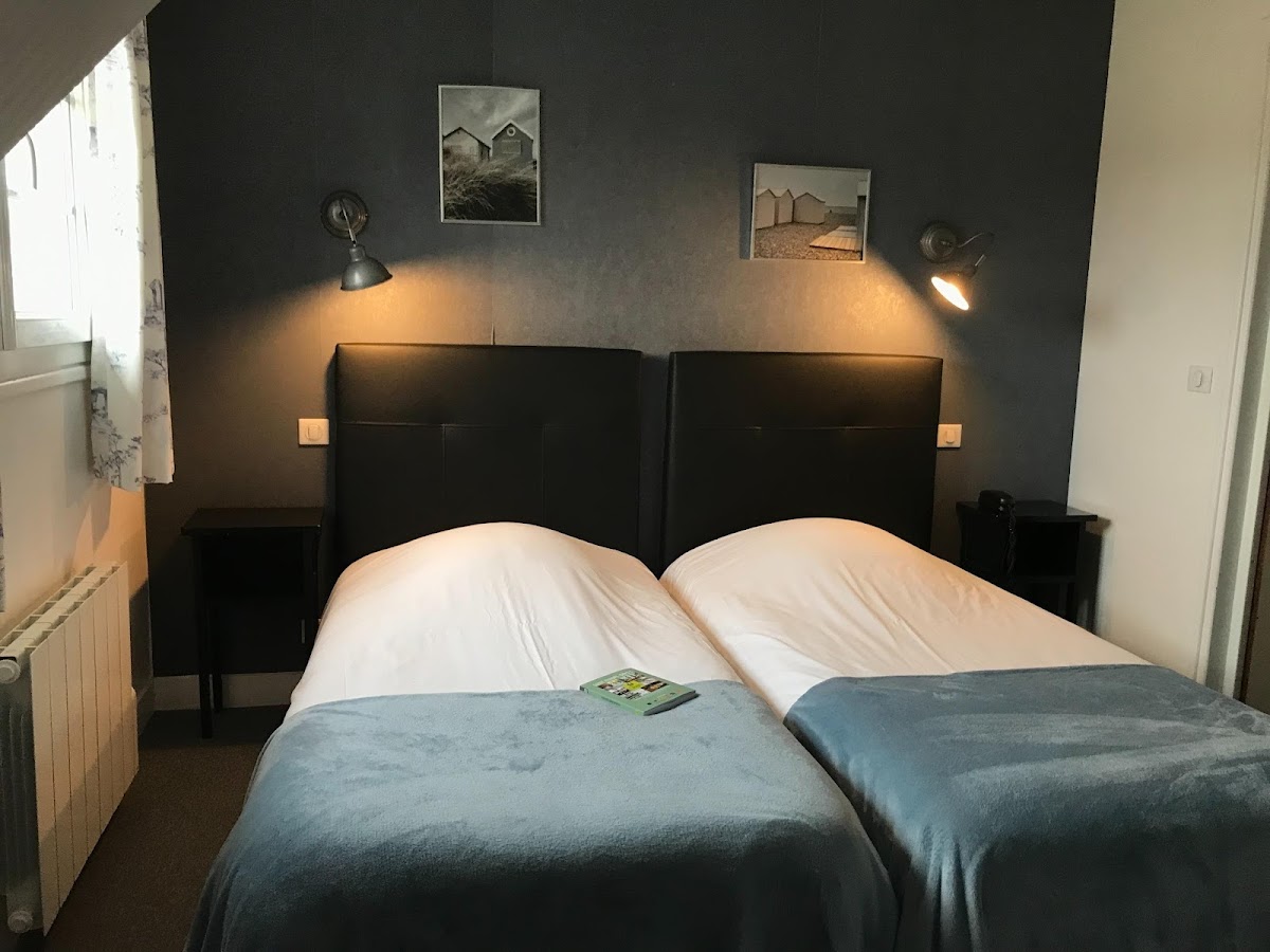 Logis Hôtel-Restaurant Les Airelles