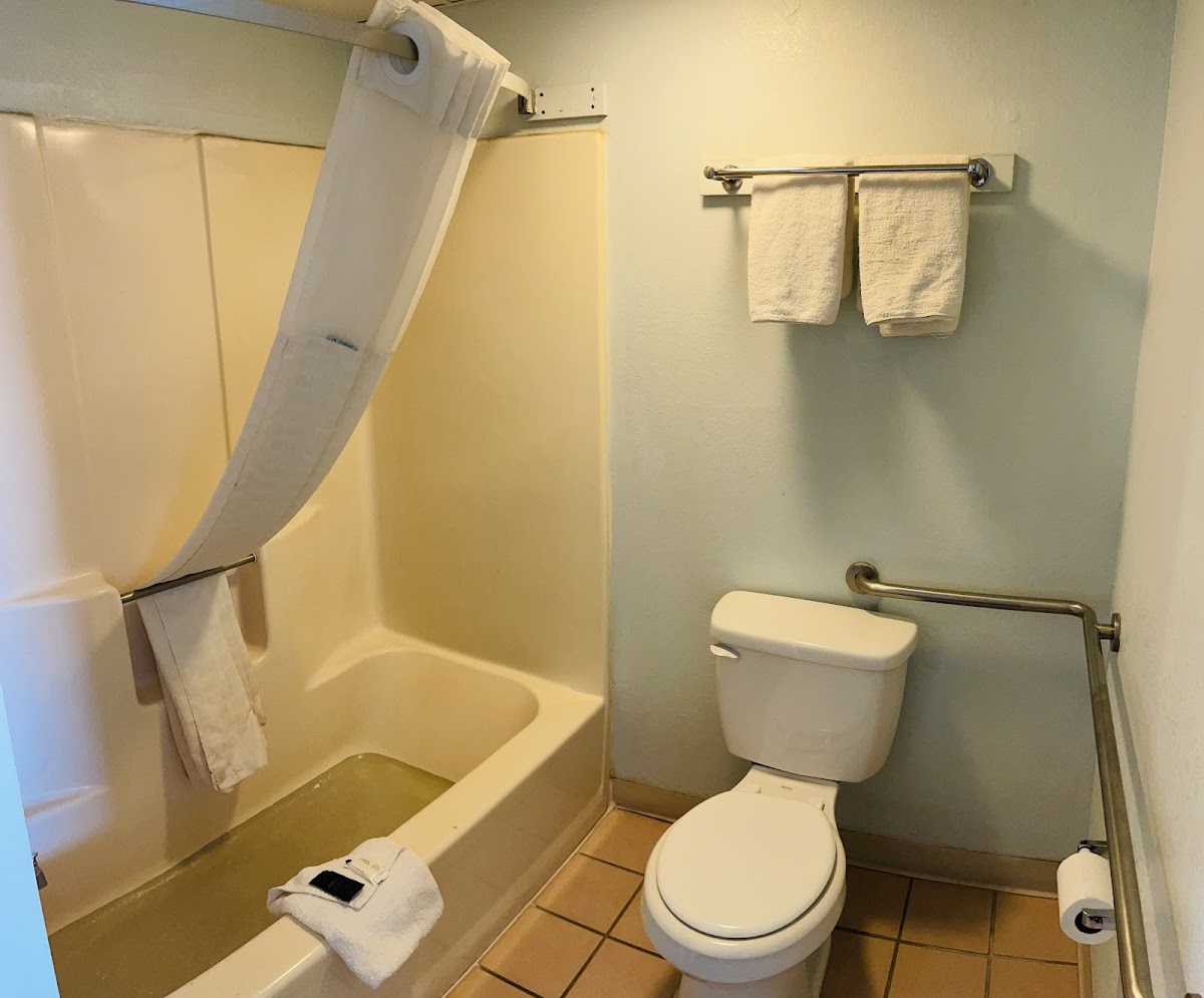 Executive Inn Muskogee Hotel 3