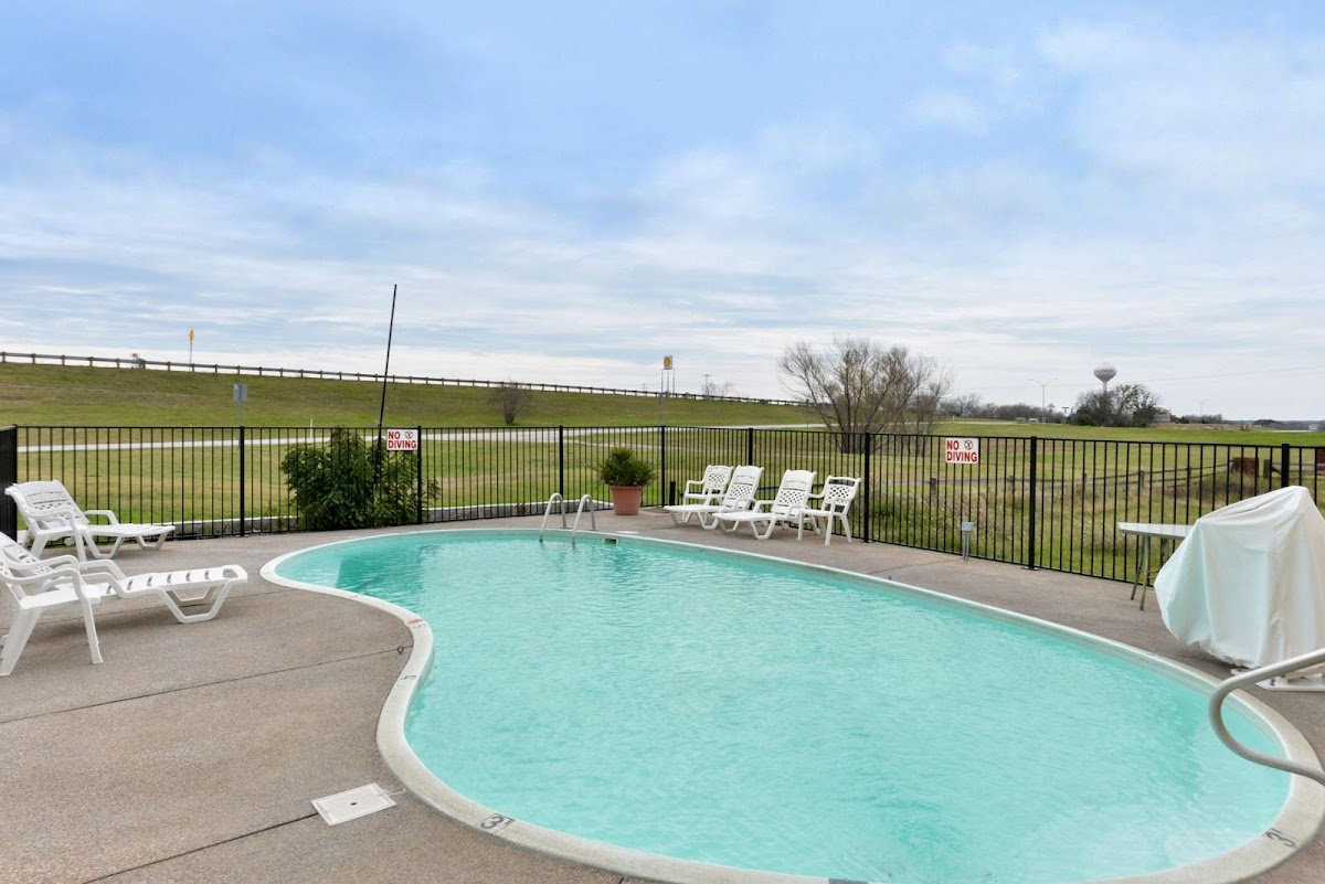 Americas Best Value Inn Schulenburg Hotel 2