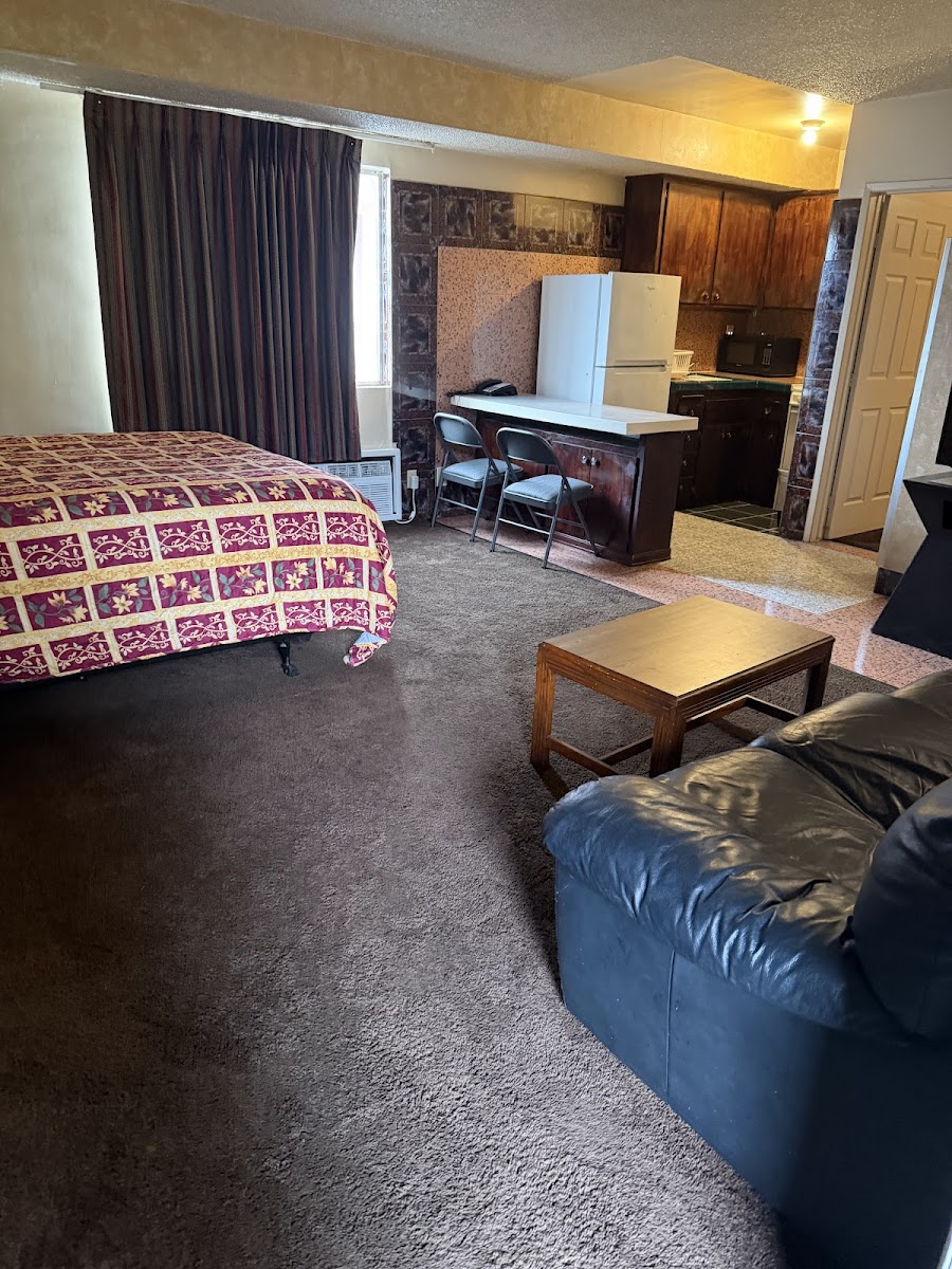Huntington Suites Hotel 2