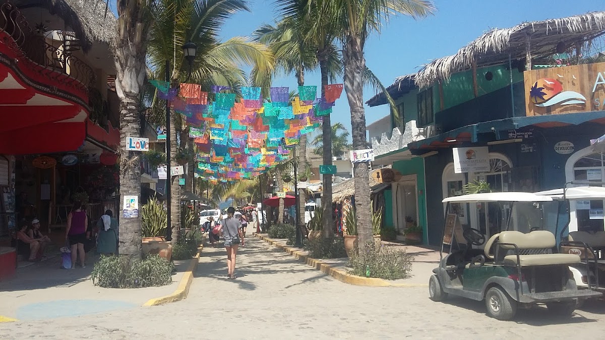 Sayulita Surf Hotel - Casa Buena Onda