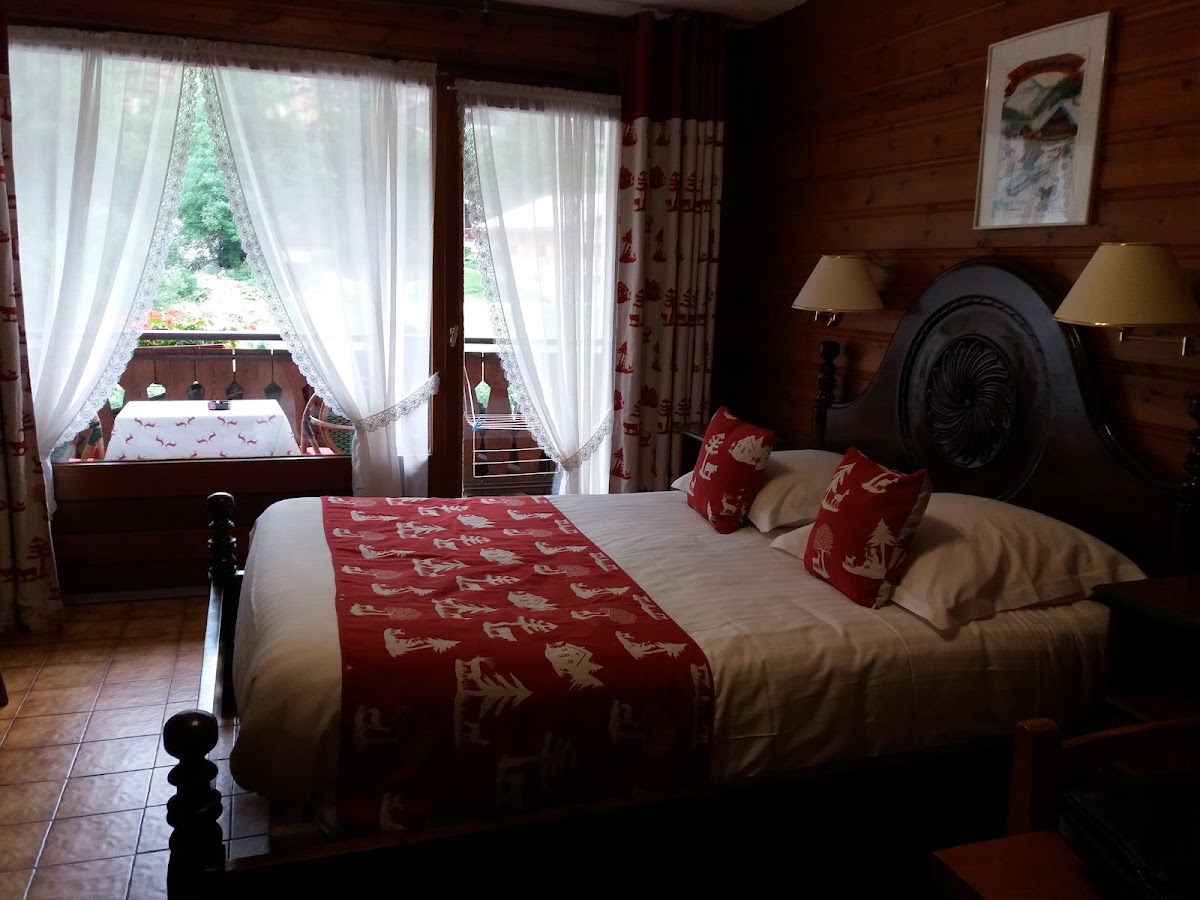 HOTEL AU BOIS DE LUNE Hotel 2