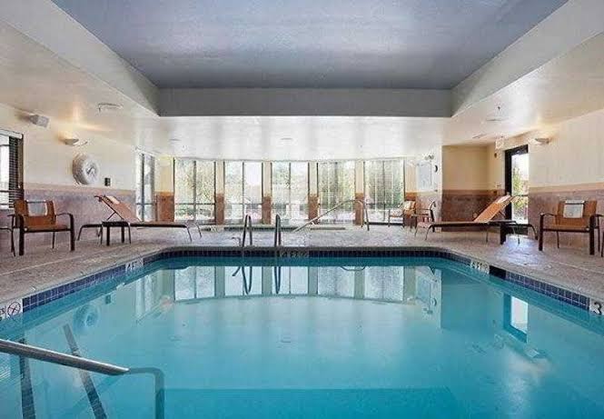 Courtyard by Marriott Wall at Monmouth Shores Corporate Park Hotel 3