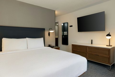 Courtyard by Marriott North Charleston Airport/Coliseum Hotel 2