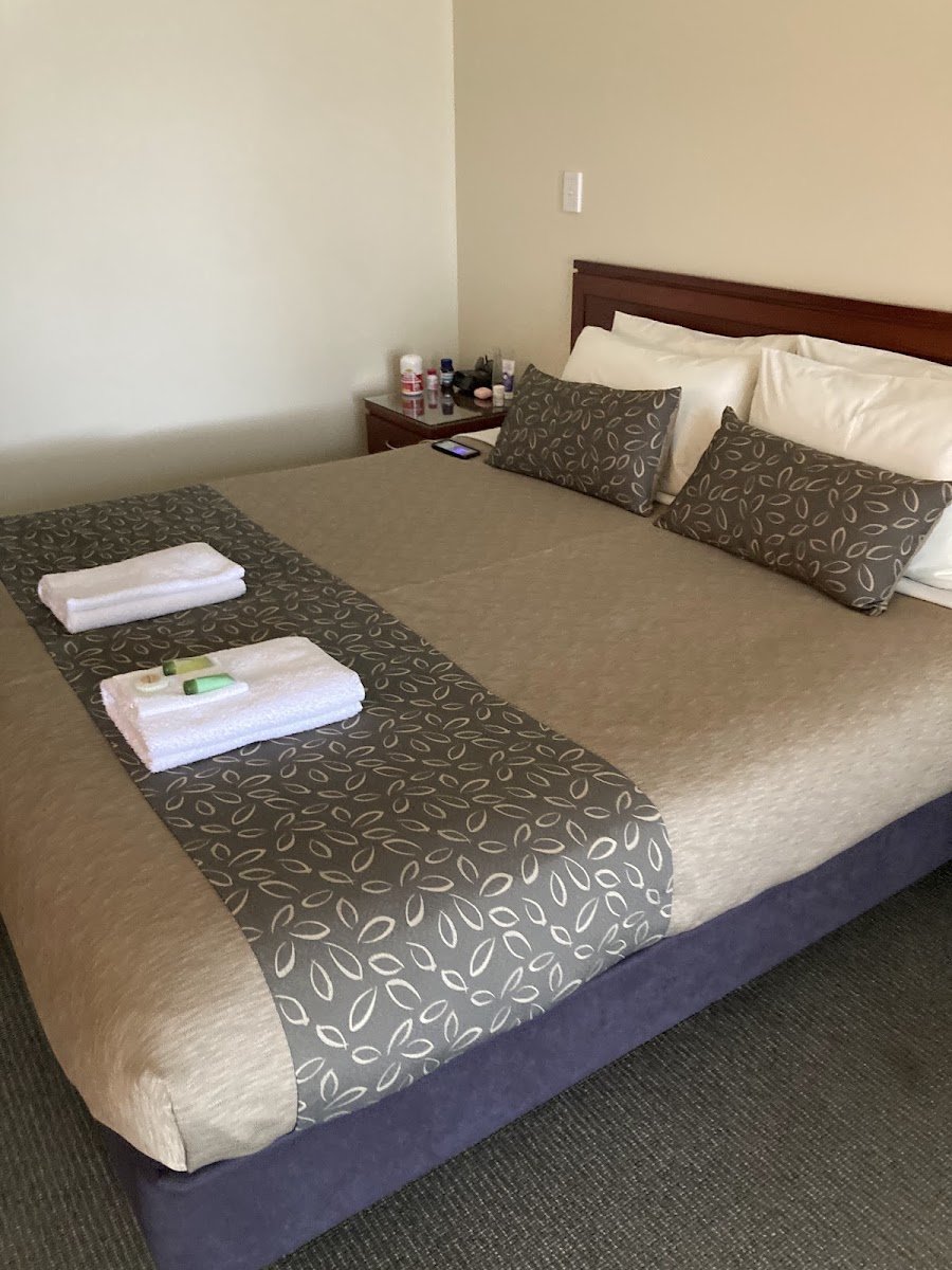 Strath Motel