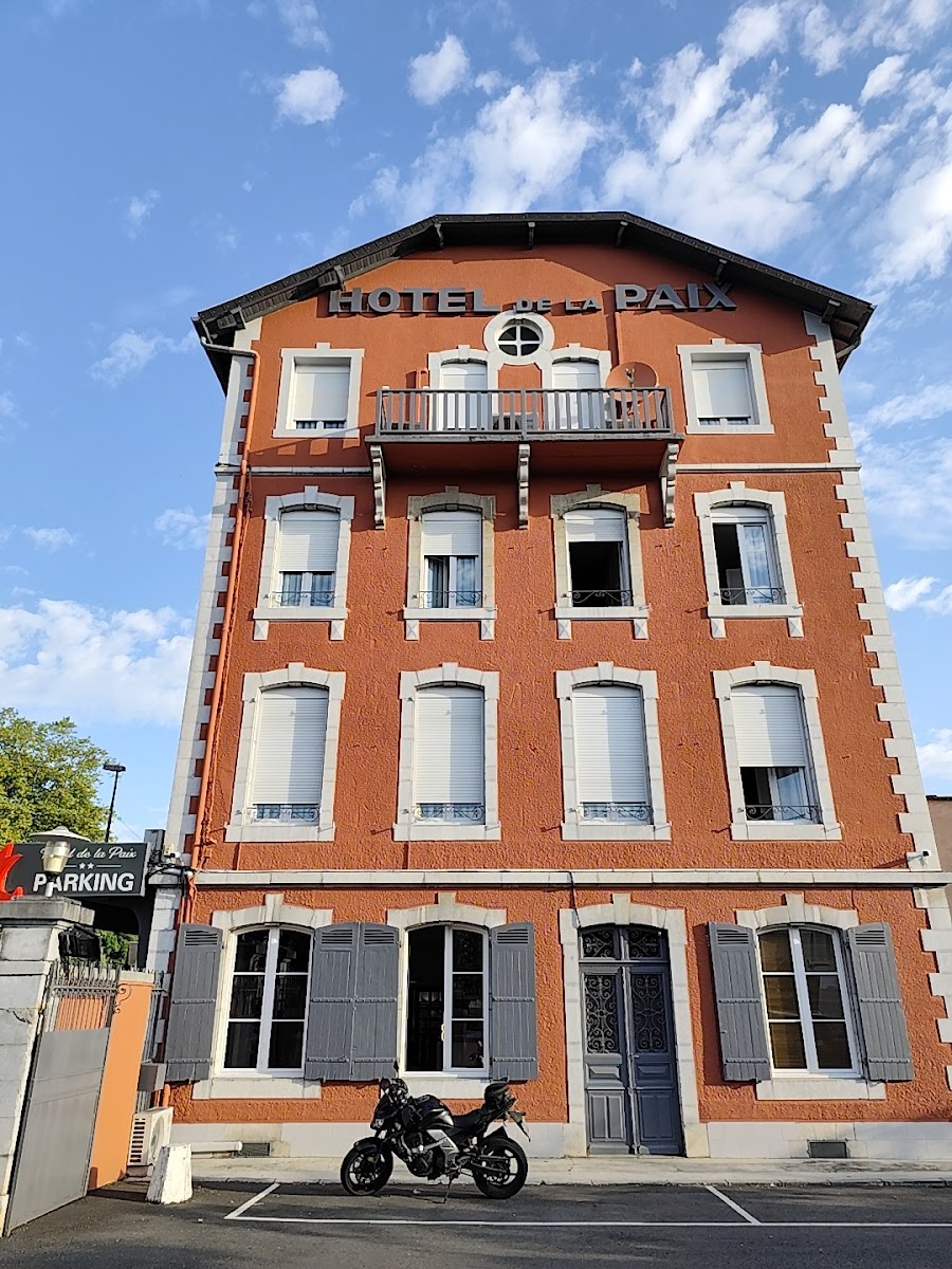 Hotel De La Paix Hotel 3