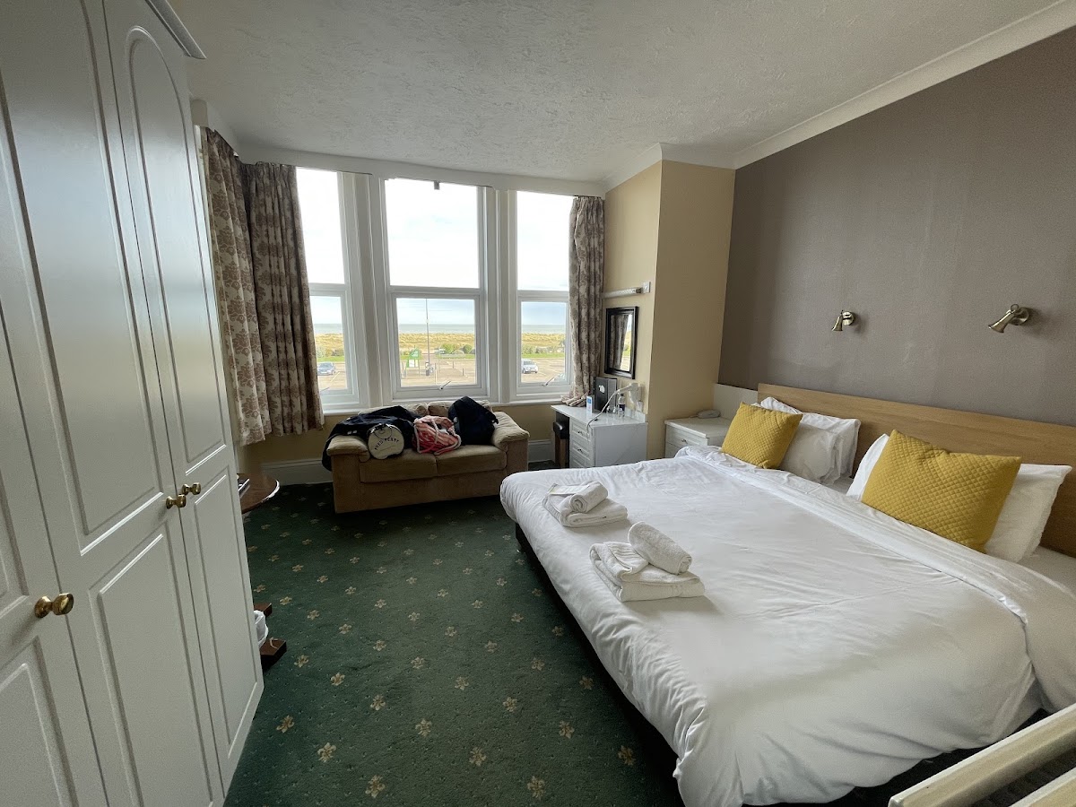 Palm Court Hotel and Burlington Function Suite