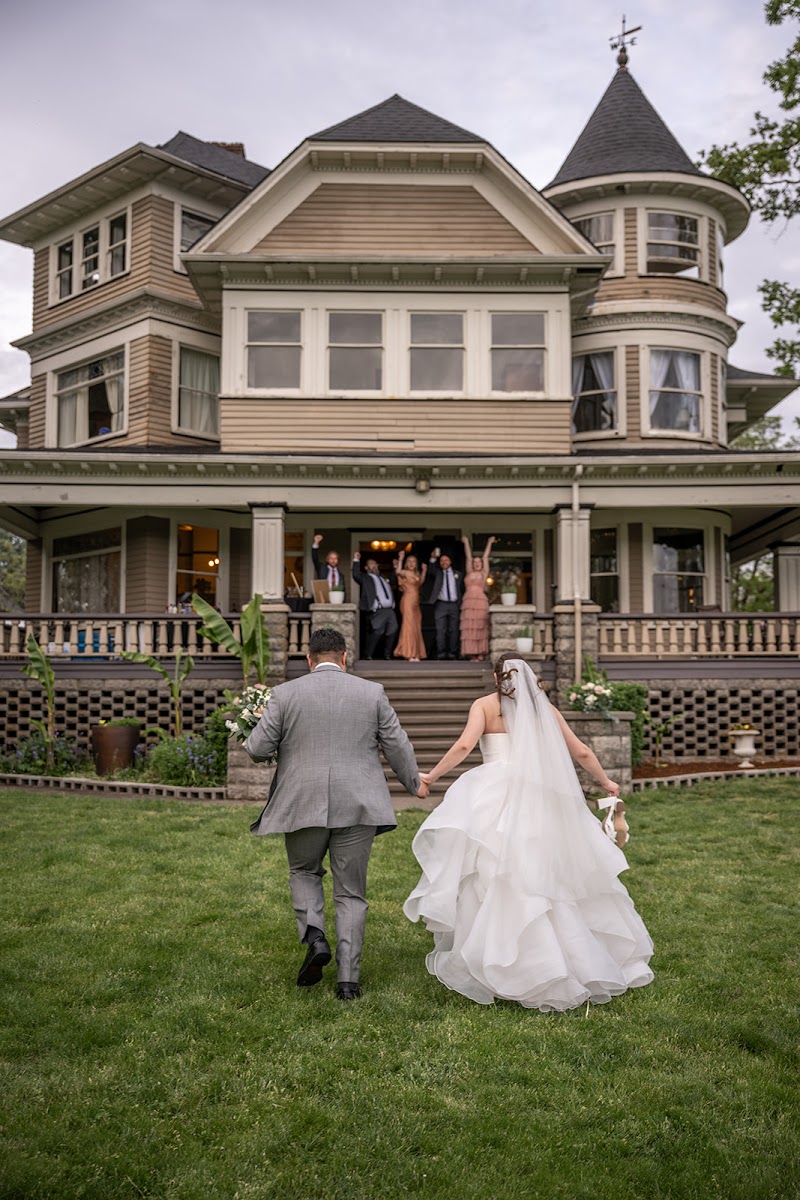 St. Johns Inn and Event Venue