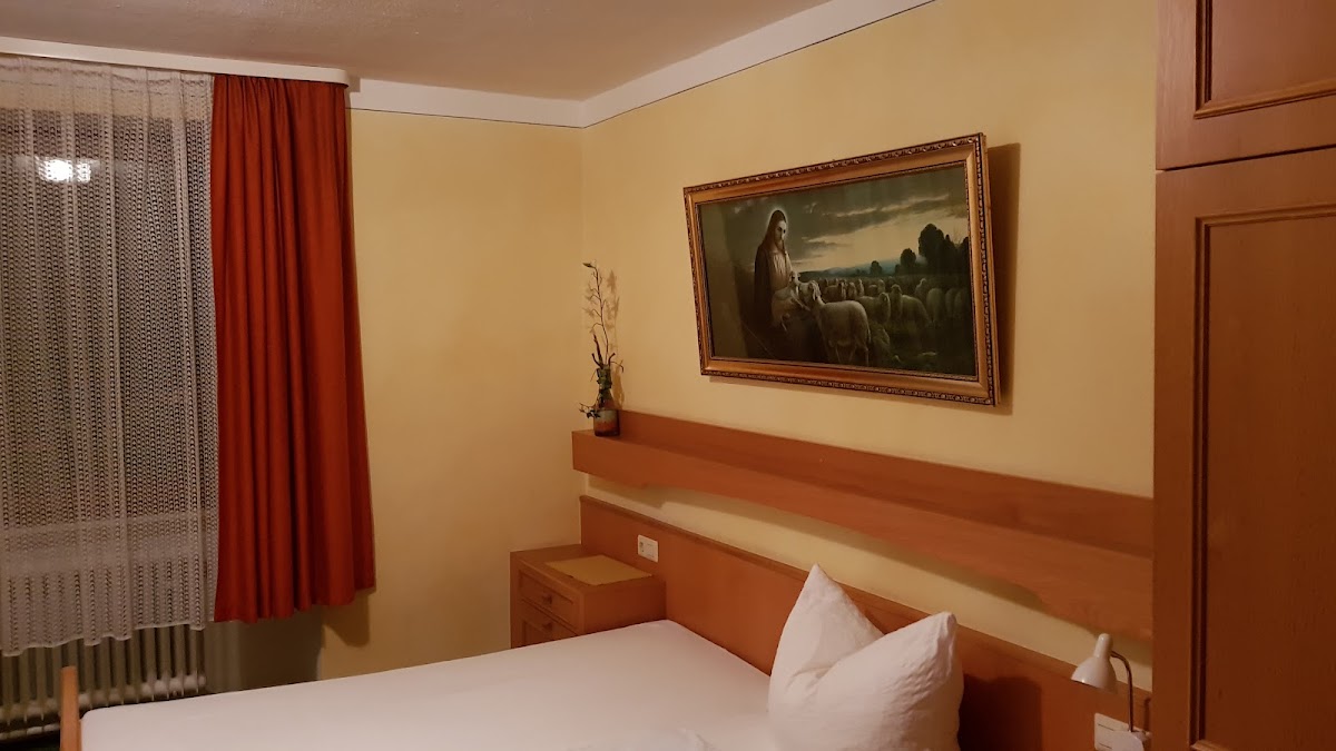 Gasthaus zur Post Hotel 2