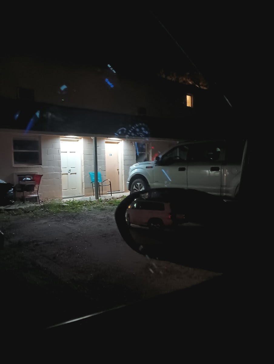 Lowman's Motel