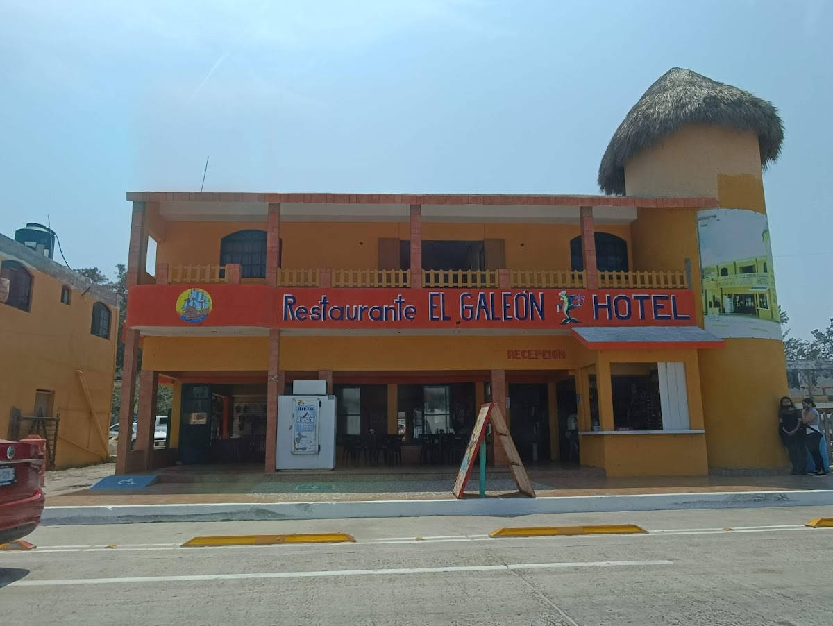 Hotel y Restaurante El Galeon