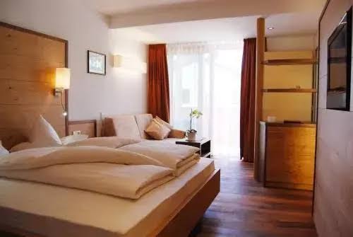 Aparthotel Das Moriggl Hotel 2