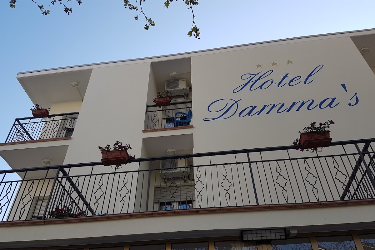 Hotel Damma's