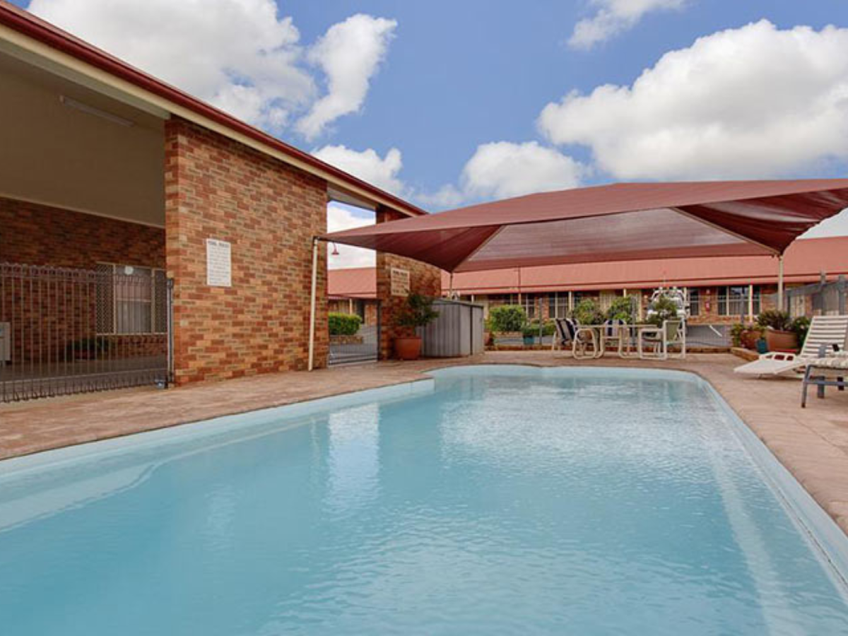 Parkes International Hotel 3
