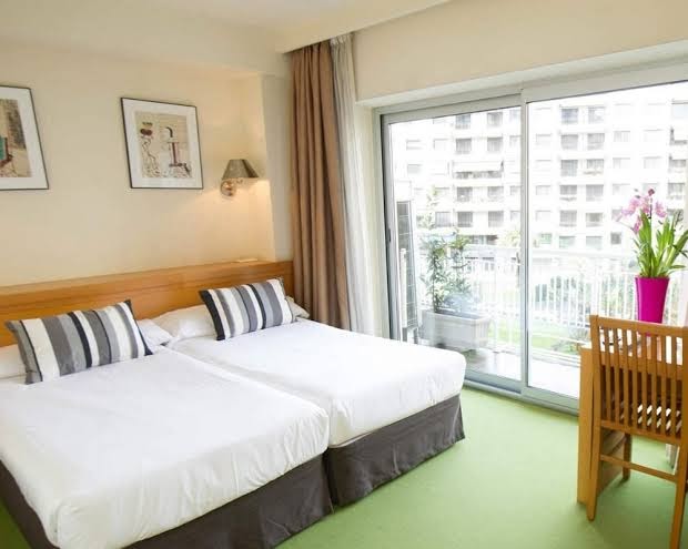 Zaragoza Plaza Hotel 3