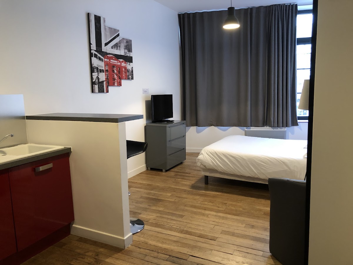 som 'home Hotel 2