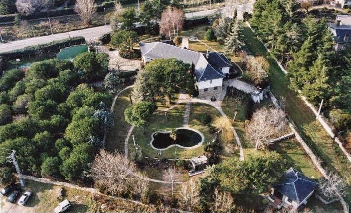 Mansion Longinos