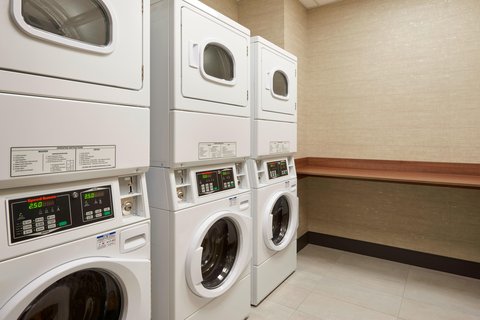 Four Points by Sheraton Toronto Airport East
