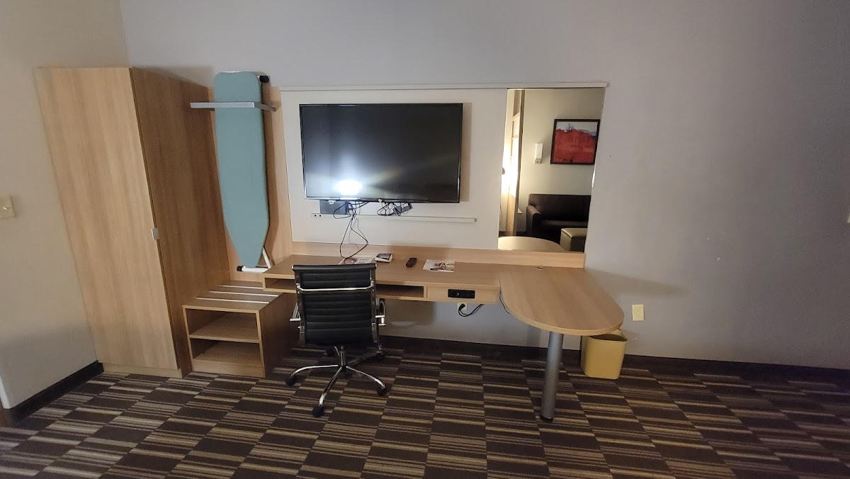 Microtel Inn & Suites by Wyndham College Station