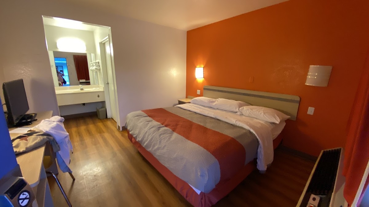 Motel 6 Enfield, CT - Hartford Hotel 2
