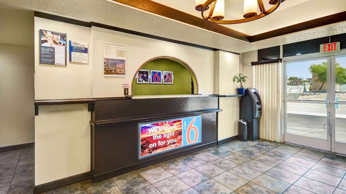 Lakeside Inn - Lake Havasu City