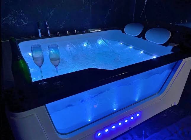 Doux Bleu Jeux Hotel 2