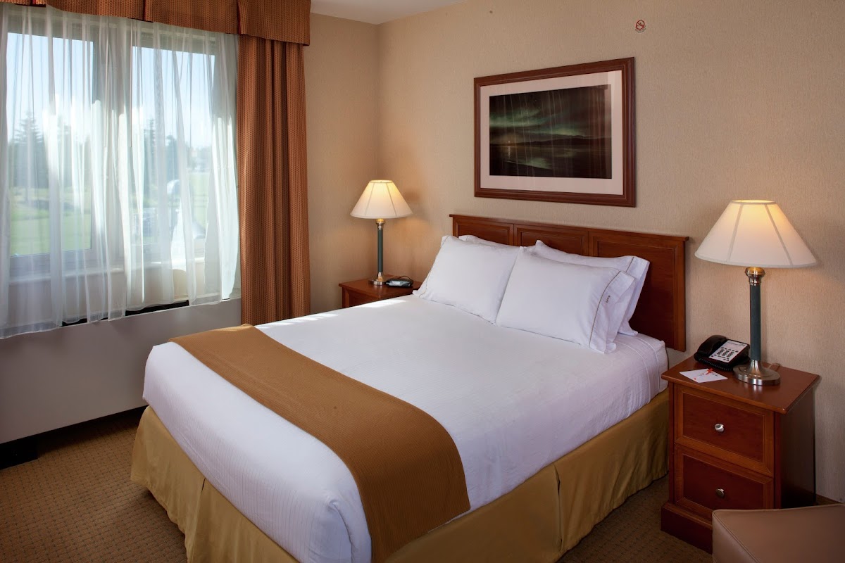 Holiday Inn Express Northern Lights Inn
