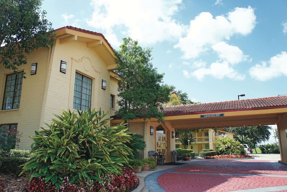 La Quinta Inn by Wyndham Houston La Porte Hotel 1