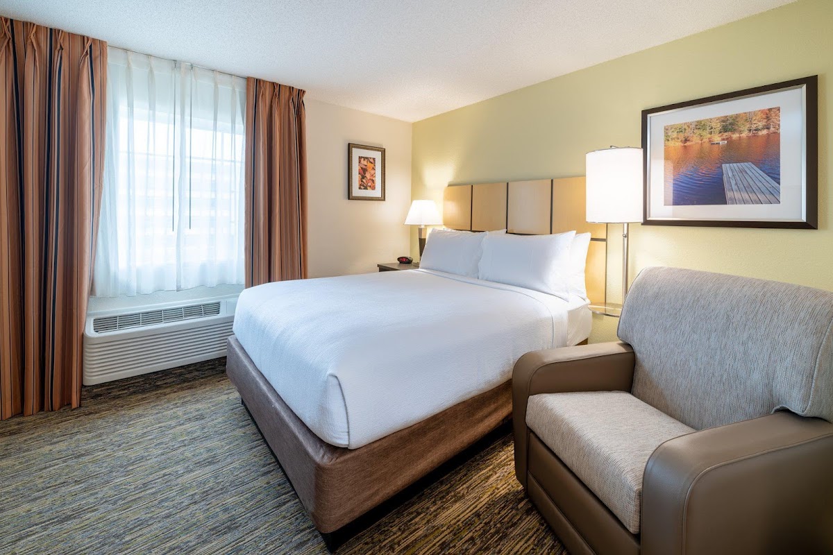 Candlewood Suites Washington-Dulles Herndon by IHG Hotel 2
