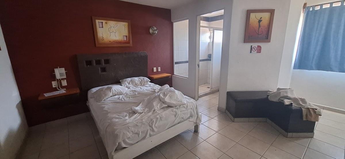 AUTO HOTEL 'California' Hotel 2