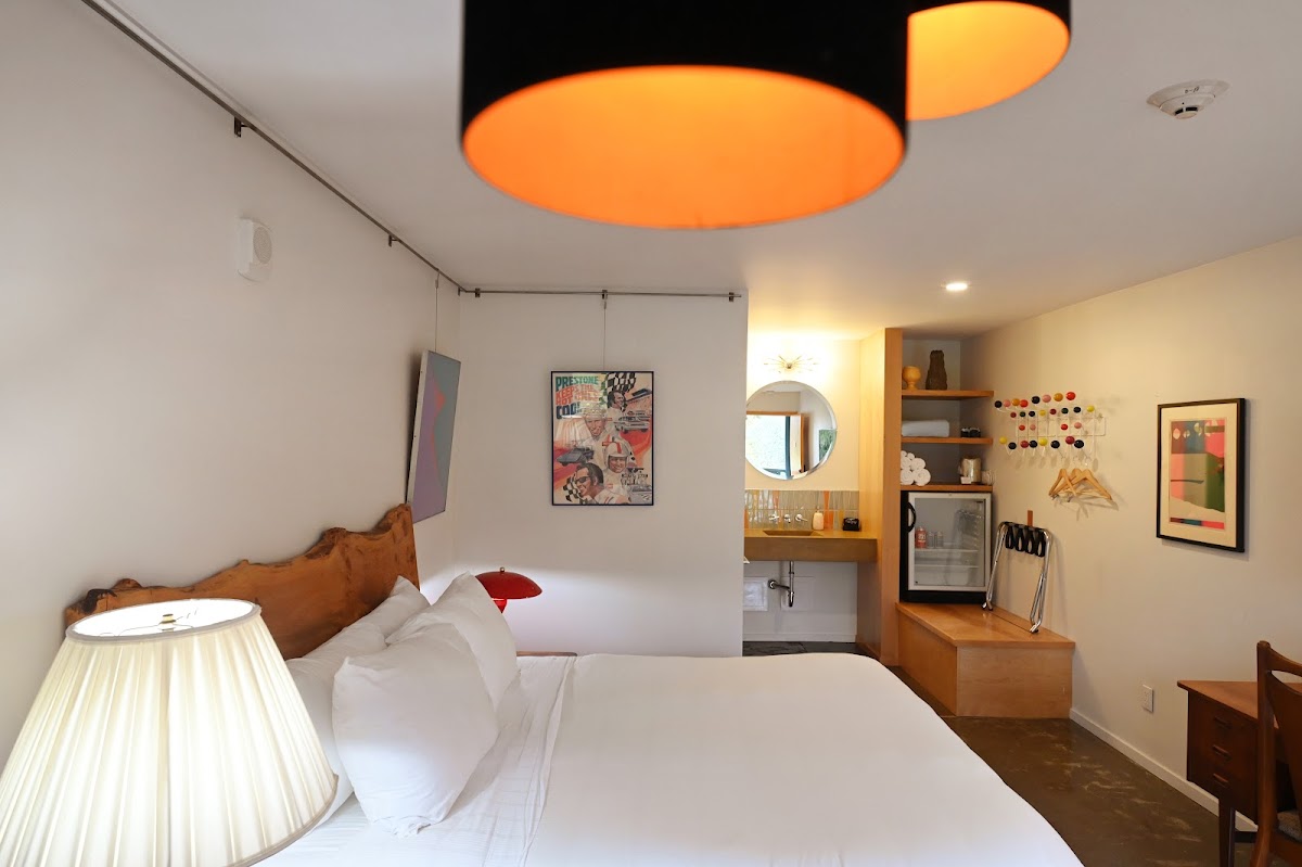 Astro Motel