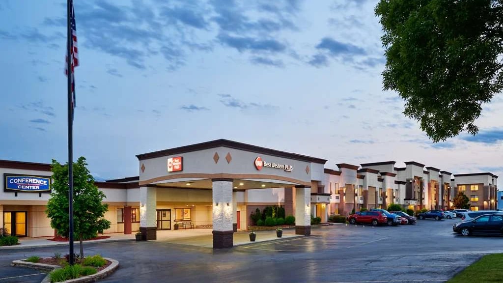 Best Western Plus Milwaukee Airport Hotel & Conference Center