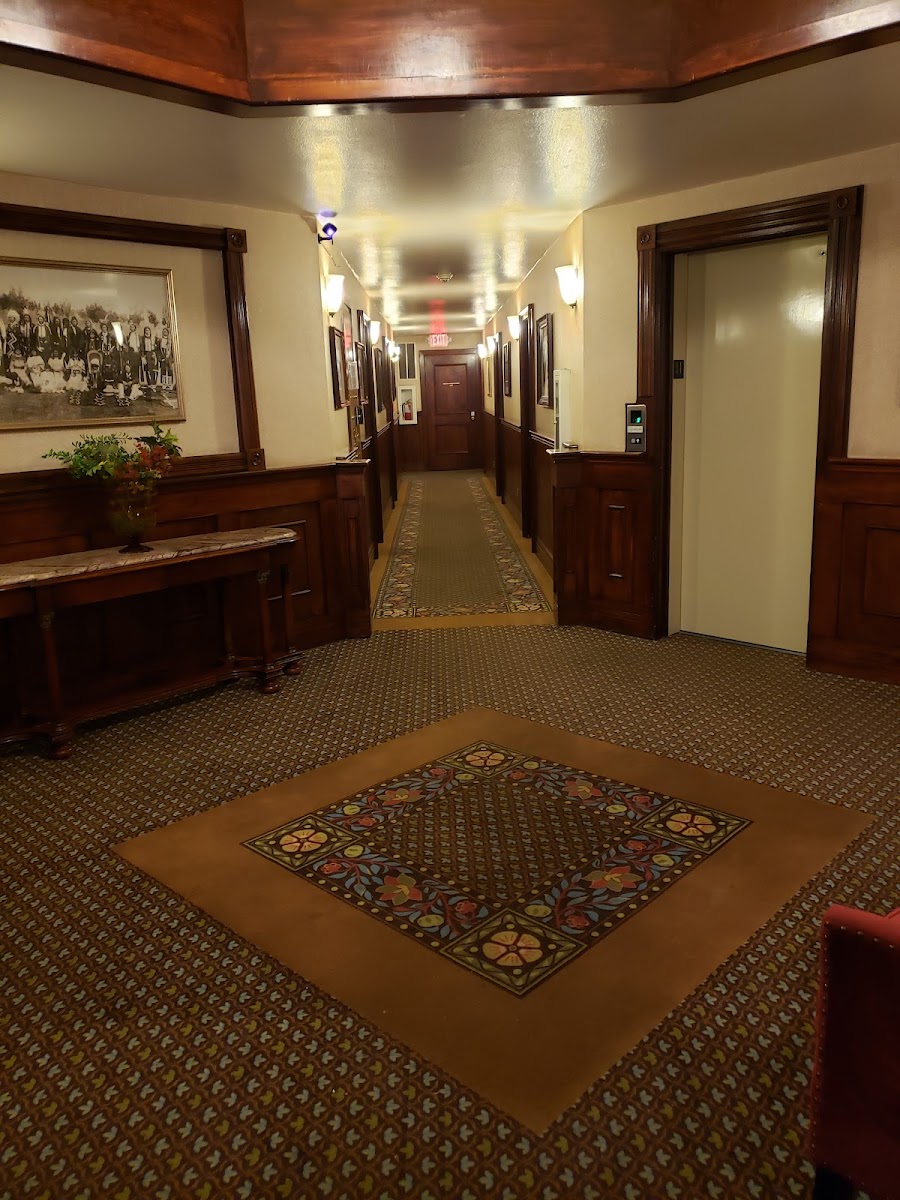 Jarvis Suite Hotel