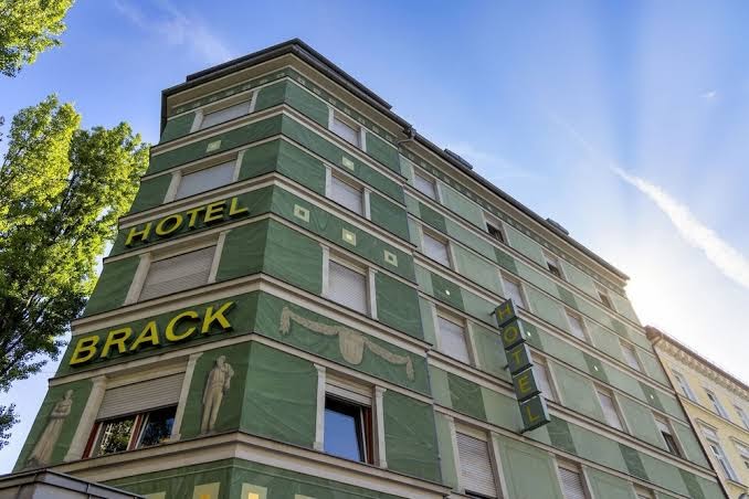 Hotel Brack