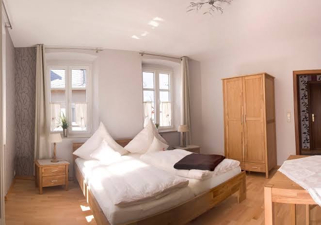 Dooscht Gästehaus Reichshof Hotel 2