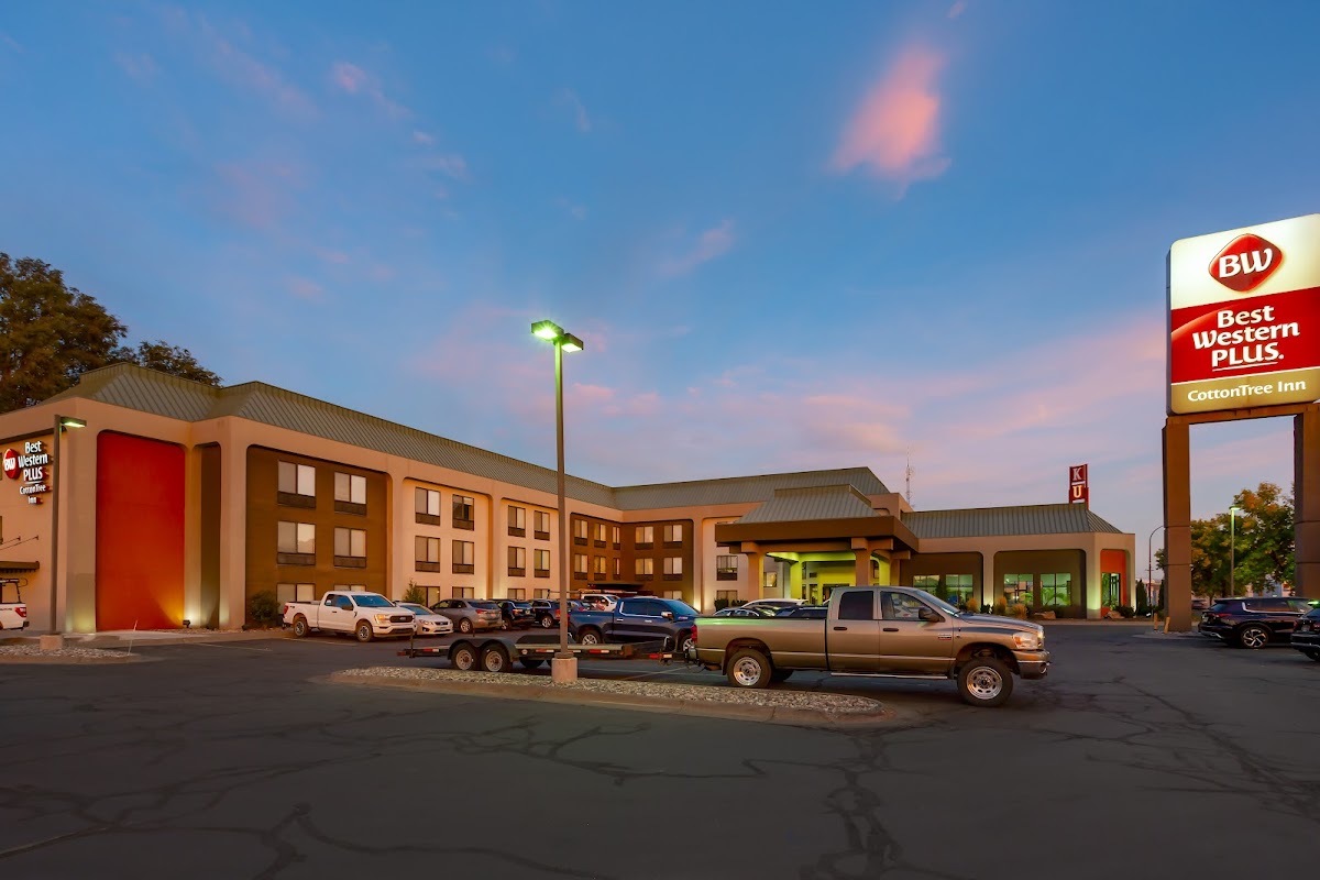 Best Western Plus CottonTree Inn