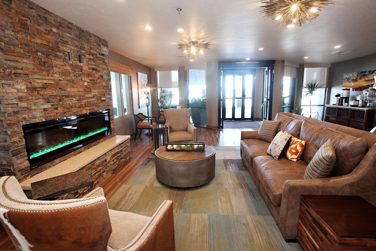 Best Western Plus CottonTree Inn
