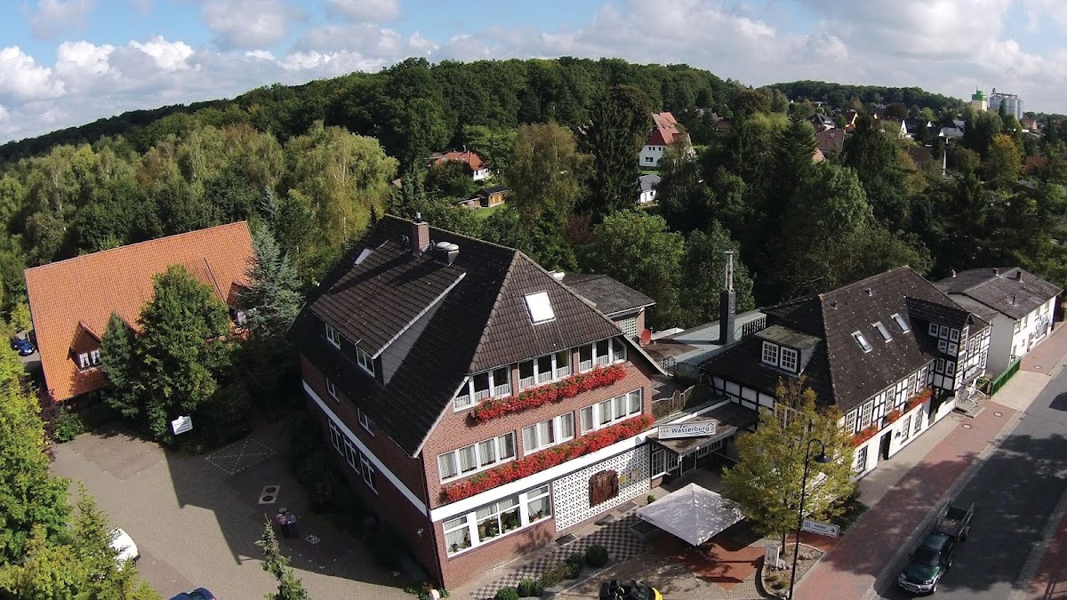 AKZENT Hotel Zur Wasserburg Hotel Garni - bed & breakfast