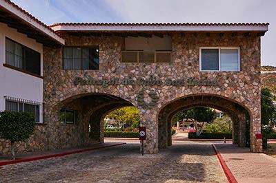 San Angel Suites