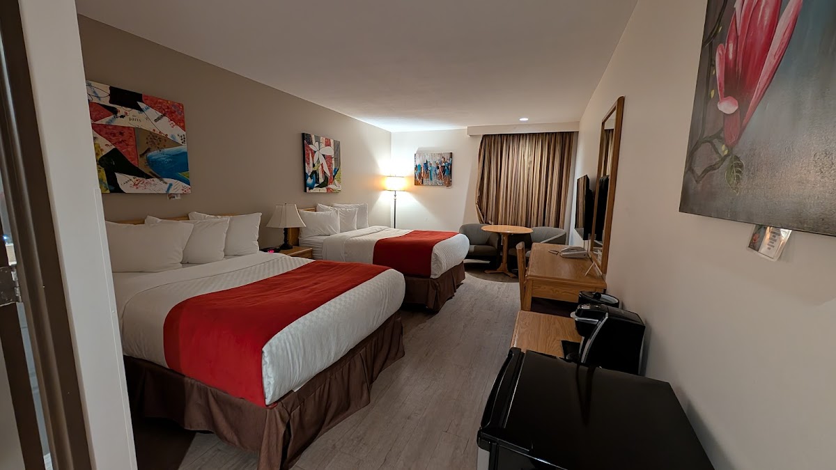 Auberge du Grand Lac Hotel 2