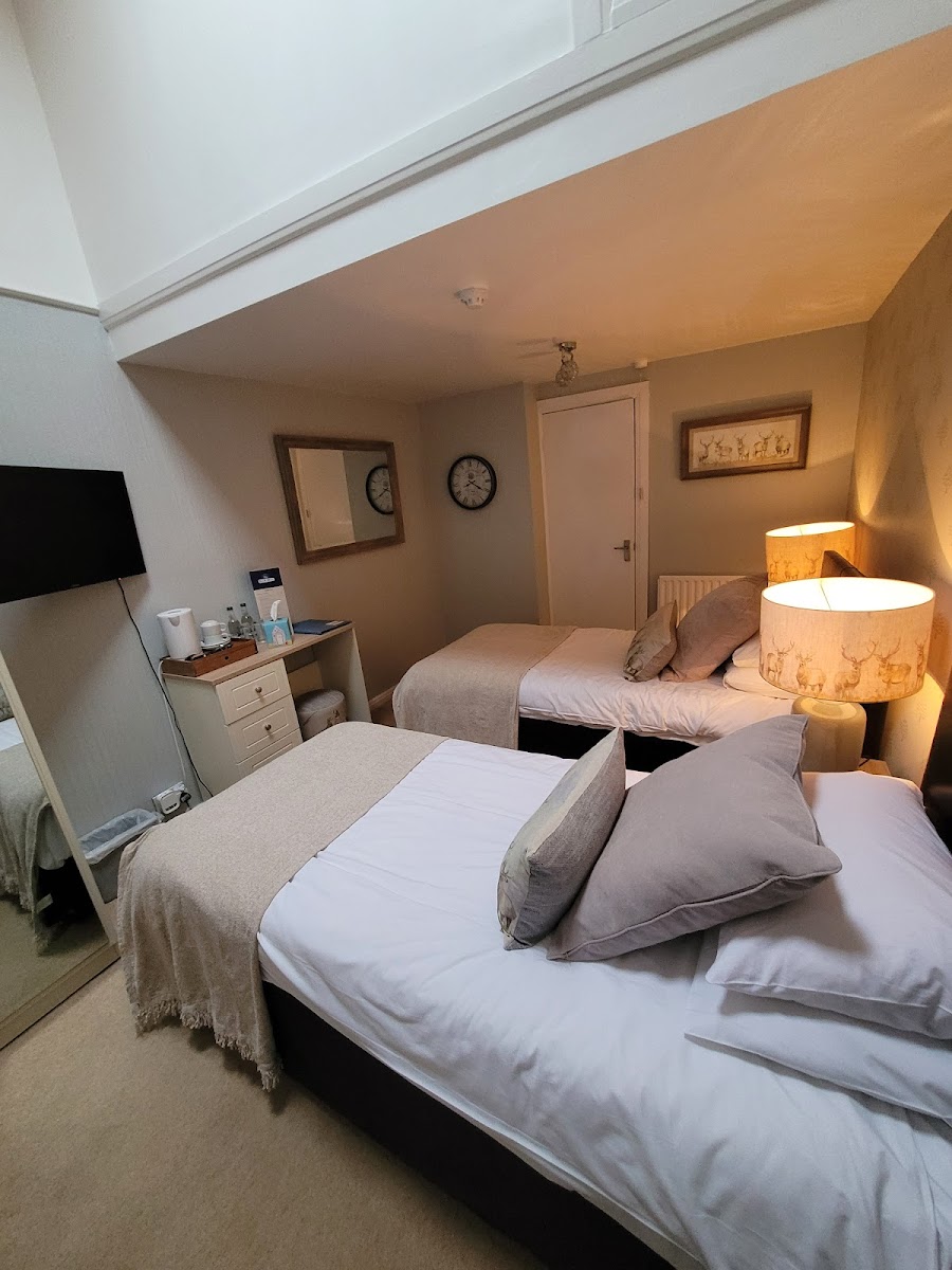 The Blue Bell Inn - Please support us by booking direct. Hotel 3